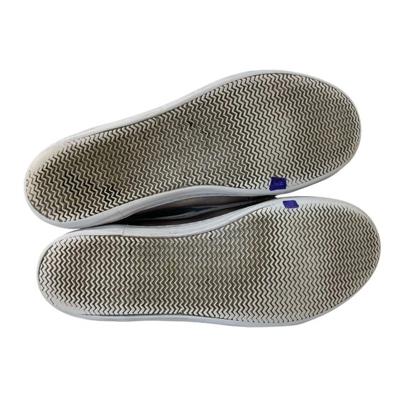 Lacoste Loafers Womens 7.5 Ziane Silver Boat Shoes Metallic Slip On Leather Prep - Picture 10 of 10